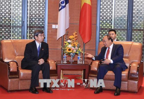 Thủ tướng Nguyễn Xuân Phúc tiếp Chủ tịch Ngân hàng Phát triển châu Á (ADB) Takehiko Nakao